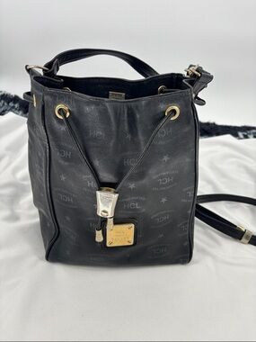 HCL Germany Vintage hand craftsd Drawstring Leather Bag